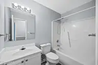 130 Fodder Drive, Hubert, NC 28539 — 3-bedroom home in Ole Mill Village, Hubert, NC, photo 17 of 24: 20_bathroom