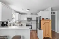 7406 Foxwerth Drive, Wilmington, NC 28411 — 3-bedroom home in Chesney Place, Wilmington, NC, photo 13 of 46: 13-web-or-mls-GI - 7406 Foxwerth Dr - Li