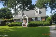 105 Hilda Road, Jacksonville, NC 28546 — 3-bedroom home in Colonial Hills, Jacksonville, NC, photo 2 of 21