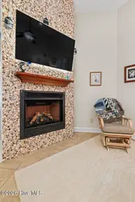 113 Harold Avenue, Swansboro, NC 28584 — 3-bedroom waterfront home in Hurst Harbor, Swansboro, NC, photo 21 of 68