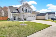 829 Tuscarora Trail, Jacksonville, NC 28546 — 4-bedroom home in Wantland's Ferry @ Towne Pointe, Jacksonville, NC, photo 3 of 31