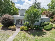 1210 Essex Drive, Wilmington, NC 28403 — 5-bedroom home in Glen Arden, Wilmington, NC, photo 4 of 62