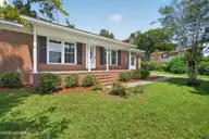 1809 Brierwood Road, Wilmington, NC 28405 — 4-bedroom home in Briarwood, Wilmington, NC, photo 5 of 37