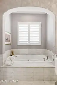 1329 S Moorings Drive, Wilmington, NC 28405 — 4-bedroom home in Landfall, Wilmington, NC, photo 20 of 43: 022_1329_south_moorings_drive-22_23