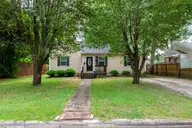 514 Jefferson Avenue, New Bern, NC 28560 — 3-bedroom home in Colonial Heights, New Bern, NC, photo 3 of 36: Front View