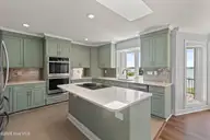 995 Chadwick Shores Drive, Sneads Ferry, NC 28460 — 4-bedroom waterfront home in Chadwick Shores, Sneads Ferry, NC, photo 7 of 69: 48_kitchen