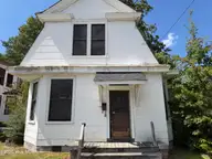 206 S Grace Street, Rocky Mount, NC 27804 — 5-bedroom home, Rocky Mount, NC, photo 3 of 38: IMG_6997