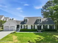 122 Line Boat Lane, Swansboro, NC 28584 — 3-bedroom waterfront home in White Oak Crossing, Swansboro, NC, photo 2 of 55