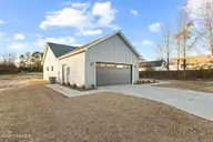 409 Wade Drive, Richlands, NC 28574 — 3-bedroom home in Killis Hills, Richlands, NC, photo 3 of 38