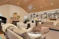 3407 Timberlake Court, Kinston, NC 28504 — 5-bedroom waterfront home in Hillcrest, Kinston, NC, photo 15 of 73: 3407 Timberlake-24