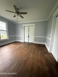 410 N Road Street, Elizabeth City, NC 27909 — 5-bedroom home, Elizabeth City, NC, photo 13 of 26: IMG_2187