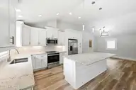 141 S Cardinal Drive S, Wilmington, NC 28403 — 4-bedroom home in College Acres, Wilmington, NC, photo 11 of 48