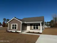 689 Pope Street, Grifton, NC 28530 — 3-bedroom home in Meadowbrook, Grifton, NC, photo 2 of 11: IMG_8863