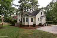 604 Bremerton Drive, Greenville, NC 27858 — 4-bedroom home in Bedford, Greenville, NC, photo 4 of 77: 604BREMERTON4