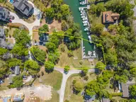 1910 Sneeden Drive, Wilmington, NC 28411 — 3-bedroom waterfront home in Ocean View Estates, Wilmington, NC, photo 5 of 38