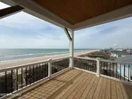 Old Settlers Beach, North Topsail Beach — 8-bedroom waterfront home in Old Settlers Beach, North Topsail Beach, NC, photo 5 of 62