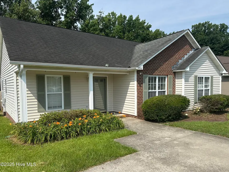 3846 Countryaire Drive, Ayden, NC 28513 — 3-bedroom home in Countryaire Village, Ayden, NC, photo 1 of 40: primary photo