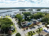 427 E Main Street, Washington, NC 27889 — 4-bedroom home, Washington, NC, photo 6 of 59: aerial 3