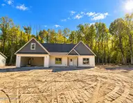 9770 Hinnant-edgerton Road, Kenly, NC 27542 — 3-bedroom home in Sullivan's Ridge, Kenly, NC, photo 2 of 25