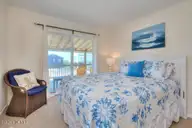 922 E Beach Drive, Oak Island, NC 28465 — 4-bedroom home, Oak Island, NC, photo 19 of 32