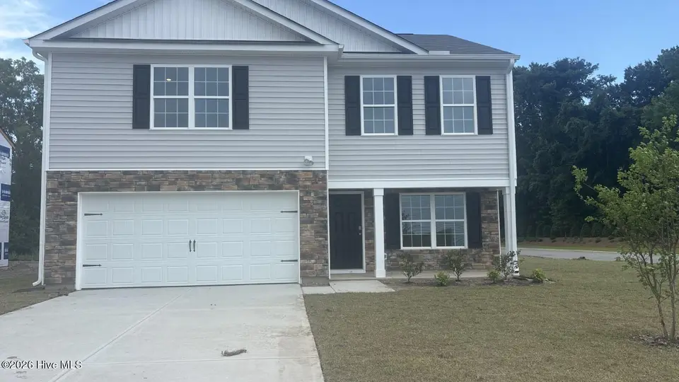 4067 Topsail Trail, New Bern, NC 28560 — 3-bedroom home in Madeline Farm, New Bern, NC, photo 1 of 37: 4067 Topsail