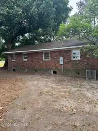4927 Tartts Mill Road, Wilson, NC 27893 — 3-bedroom home, Wilson, NC, photo 2 of 5: IMG_6626