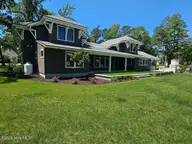 38 Reston Bluff, Hampstead, NC 28443 — 4-bedroom waterfront home in Redd Banks, Hampstead, NC, photo 12 of 74: RBREAR3
