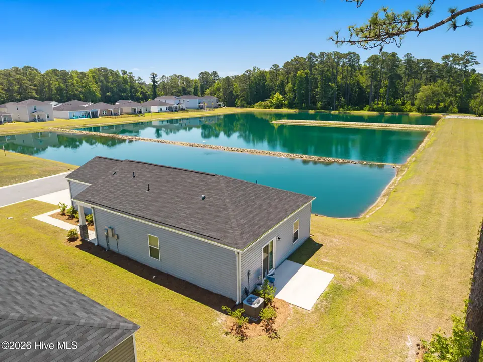 558 Ladyfish Loop NW, Sunset Beach, NC 28468 — 3-bedroom home in Sunfish Cove, Sunset Beach, NC, photo 1 of 44