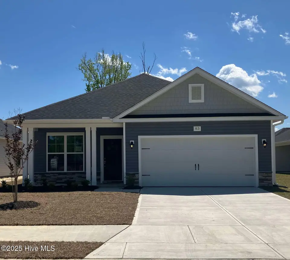 100 Shoal Lane, New Bern, NC 28562 — 3-bedroom home in Belle Oaks, New Bern, NC, photo 1 of 23