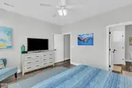 1422 Swordfish Lane 2, Carolina Beach, NC 28428 — 3-bedroom condo, Carolina Beach, NC, photo 16 of 52: 1422 Swordfish Ln-00016