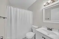 305 Covington Road, Wilmington, NC 28409 — 3-bedroom home in Foxcroft, Wilmington, NC, photo 16 of 27: 016_img_8202_918