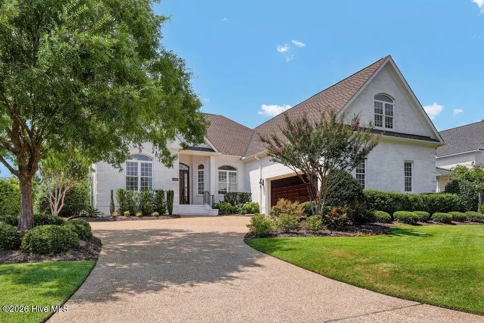 1512 Black Chestnut Drive, Wilmington, NC 28405 — 4-bedroom waterfront home in Landfall, Wilmington, NC, photo 1 of 74