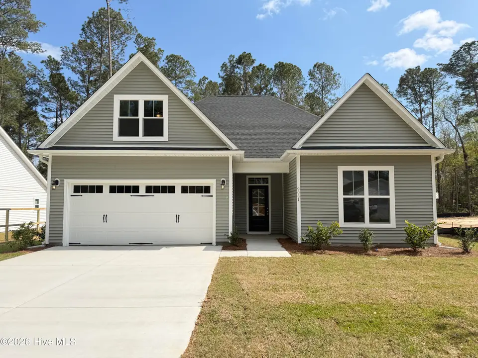 9081 National Avenue NE, Leland, NC 28451 — 4-bedroom home in Parkwood Estates, Leland, NC, photo 1 of 29: 9081 National