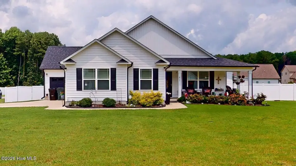 41 River Banks Drive, Kenly, NC 27542 — 3-bedroom home in Godfrey Farm, Kenly, NC, photo 1 of 56: JM-41-River-Banks-Dr-Kenly-07282026_1153