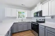 2513 Emeline Place, Morehead City, NC 28557 — 3-bedroom home in Greengate, Morehead City, NC, photo 6 of 43: 11-web-or-mls-1S3A5171