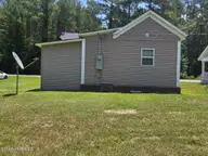4324 N Nc Highway 53 E, Burgaw, NC 28425 — 2-bedroom home, Burgaw, NC, photo 4 of 18