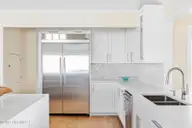 528 Beach Road N, Wilmington, NC 28411 — 4-bedroom waterfront home in Figure Eight Island, Wilmington, NC, photo 12 of 46: 020_528_beach_road_north-20_480