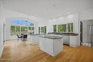 304 Gull Road, Hampstead, NC 28443 — 3-bedroom waterfront home in Olde Point, Hampstead, NC, photo 16 of 50: 26-IMG_5365