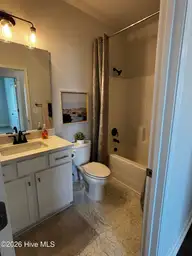 2726 Eliana Lane, Winterville, NC 28590 — 4-bedroom home in Copper Creek, Winterville, NC, photo 14 of 27: 2604 Bathroom