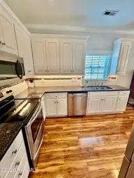 2774 Barefoot Lane, Winterville, NC 28590 — 3-bedroom home in Barefoot Landing, Winterville, NC, photo 8 of 38: IMG_4912