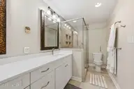2005 Horse Shoe Bend, Trent Woods, NC 28562 — 3-bedroom home in Fox Hollow, Trent Woods, NC, photo 20 of 44: Master Bathroom