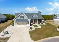 3260 Oceanic Bay Drive, Southport, NC 28461 — 4-bedroom home in St James, Southport, NC, photo 3 of 72: 3260 Oceanic Bay Dr MLS-3