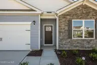 1028 Minnette Circle, New Bern, NC 28562 — 4-bedroom home in West New Bern, New Bern, NC, photo 5 of 31: 1028 Minnette Circle