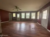 209 E Ridge Street, Rose Hill, NC 28458 — 2-bedroom home, Rose Hill, NC, photo 6 of 12: IMG_0572