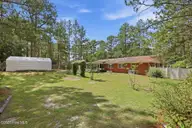 108 Pee Dee Road, Aberdeen, NC 28315 — 3-bedroom home in Aberdeen, Aberdeen, NC, photo 5 of 46: 46-web-or-mls-IMG_0610