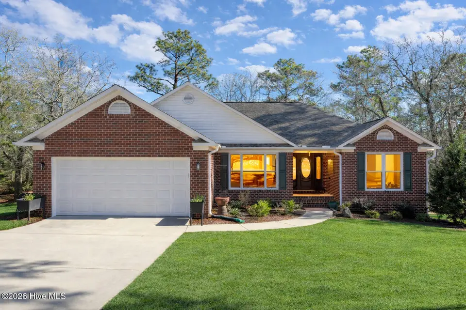 125 Dublin Court, Carthage, NC 28327 — 3-bedroom home in Village at The Blue Farm, Carthage, NC, photo 1 of 53: front