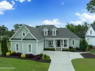 3059 Irwin Drive SE, Southport, NC 28461 — 3-bedroom home in St James, Southport, NC, photo 1 of 36: fRsdO-F0