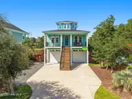 604 E Yacht Drive, Oak Island, NC 28465 — 3-bedroom waterfront home in Tranquil Harbor, Oak Island, NC, photo 3 of 78: 75-web-or-mls-CAMMediaLLC.com (15 of 80)