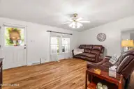 111 Cockrell Avenue, Kenly, NC 27542 — 3-bedroom manufactured home, Kenly, NC, photo 7 of 37: 10_dsc09112