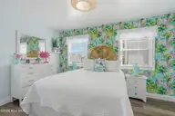 212 Oyster Lane, North Topsail Beach, NC 28460 — 3-bedroom townhome in North Topsail Shores, North Topsail Beach, NC, photo 21 of 68: 212 oyster ln _ Interior-Exterior 33